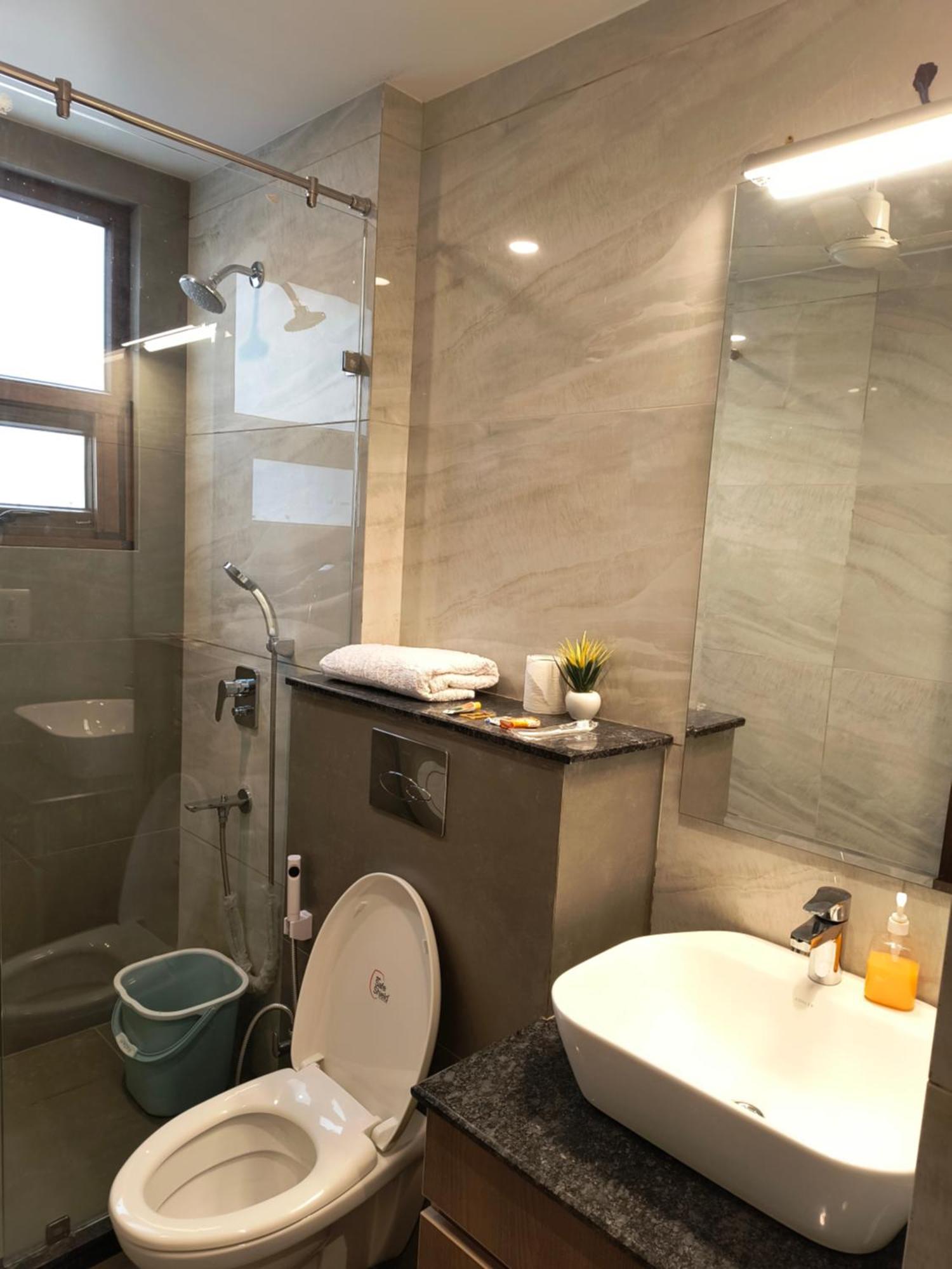 Hotel Gianmala Residency South Extension Near Aiims Delhi New Delhi Exterior photo