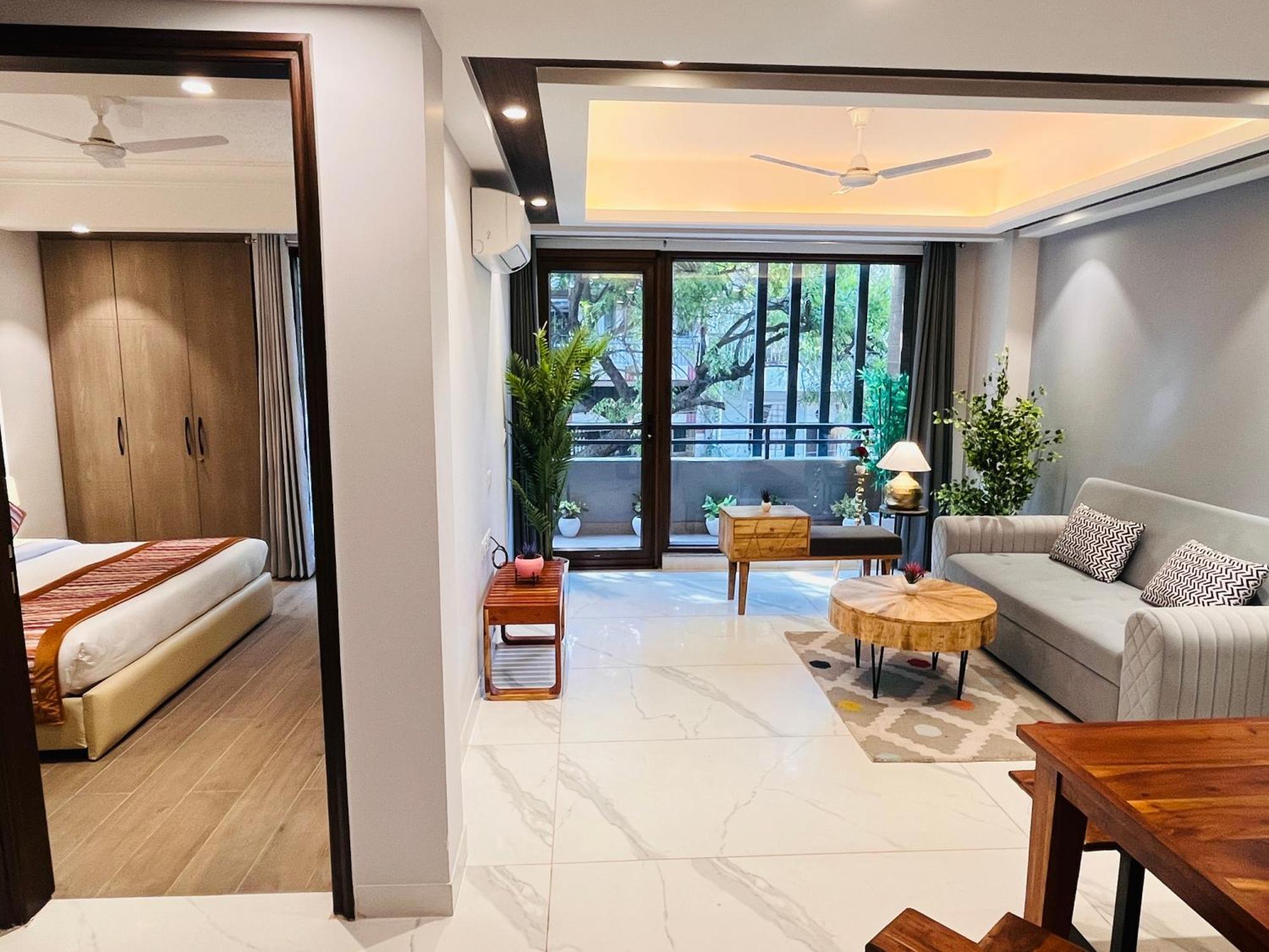 Hotel Gianmala Residency South Extension Near Aiims Delhi New Delhi Exterior photo