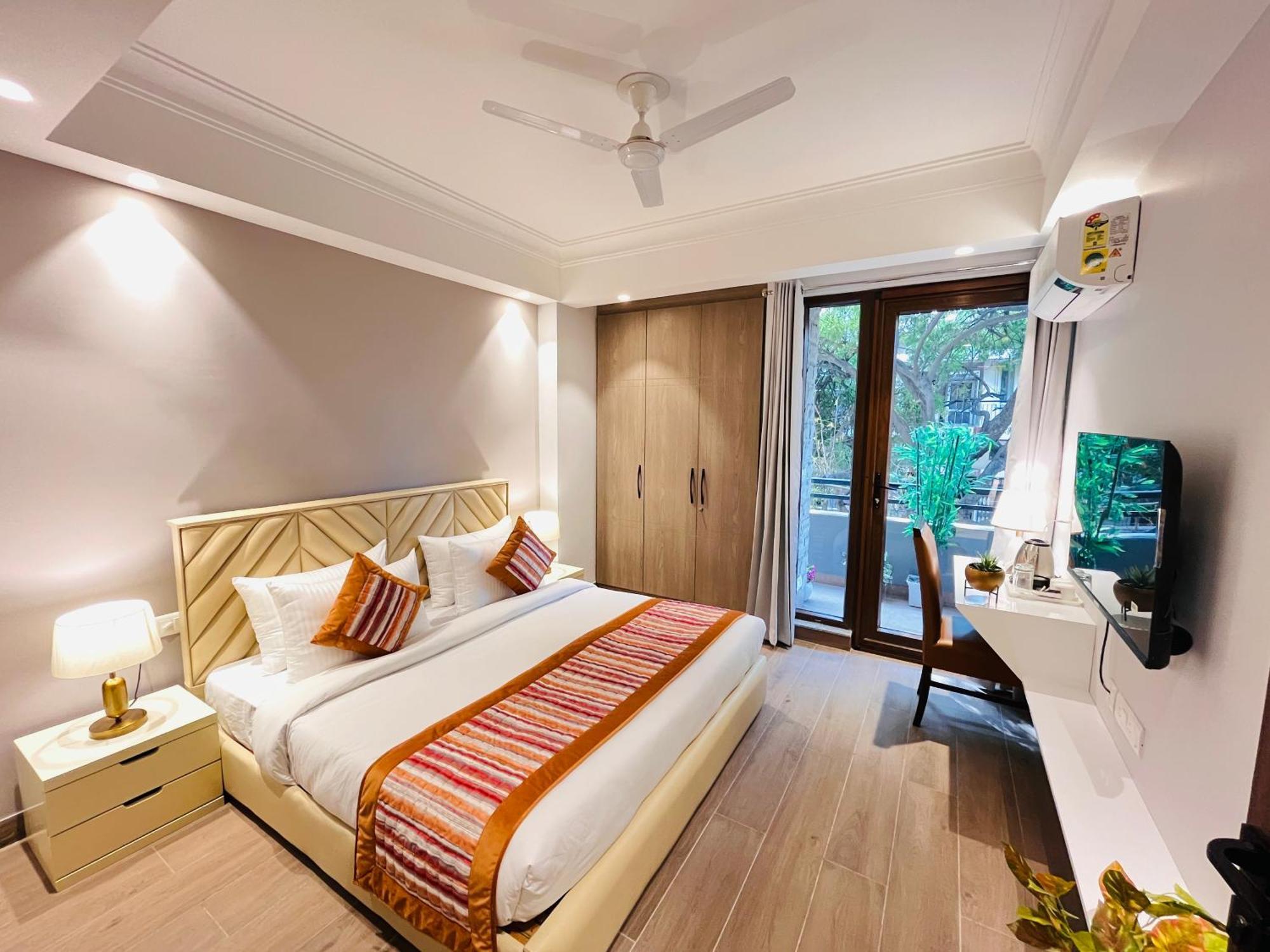 Hotel Gianmala Residency South Extension Near Aiims Delhi New Delhi Exterior photo