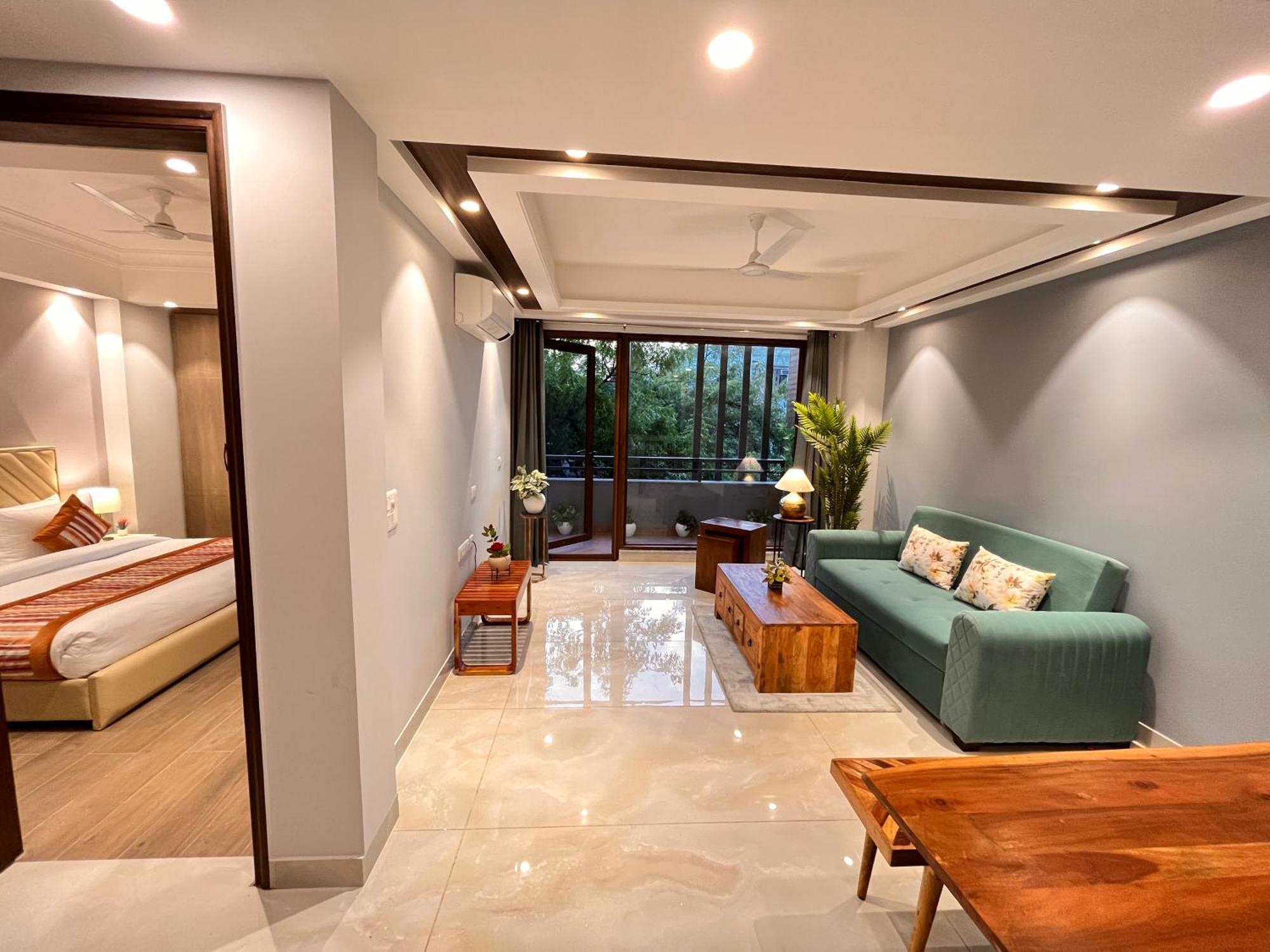 Hotel Gianmala Residency South Extension Near Aiims Delhi New Delhi Exterior photo